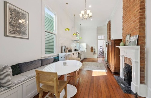 Irish Channel House | Under The Oaks 2 - NOLA 2BR/1BA