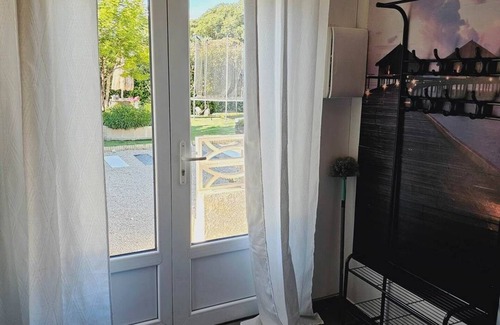 Savasse Apartment | Une Etape au Soleil - Cosy T2