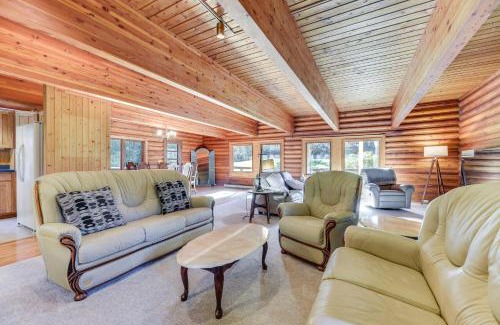 Union House | Union Vacation Rental with Golf Course Views!