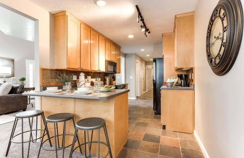 Midvale House | Union Woods in Salt Lake Modern Style with Hot Tub