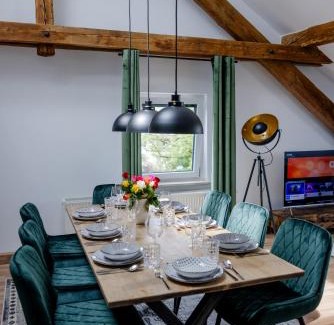 Munchen District Apartment | UNiQE I 115qm I 3 Schlafzimmer I Nähe Messe