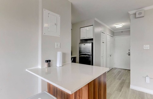 Shaughnessy Village Apartment | Unique 1-bedroom apartment