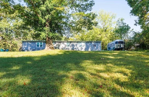 Franklin House | ‼️Unique 1BR Airstream near Leipers Fork for 3