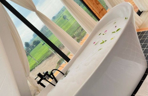 Central Business District Cabin | Unique 3-bedroom Tea cabin with WiFi in Nairobi