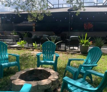 Clermont Villa | Unique Adventure Awaits in This Custom Tour Bus Conversion!