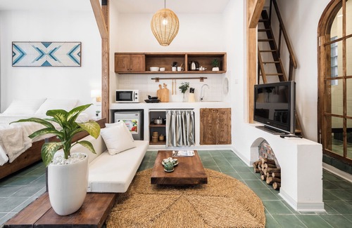 Hang Bac Apartment | UNIQUE Creative & Apartment in Old Town