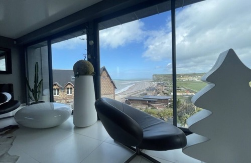 Veulettes-sur-Mer Villa | Unique! Exceptional clifftop villa with sea view. Elevator in the villa.