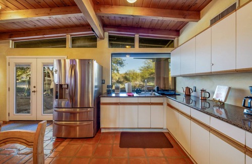 Tucson House | Unique Home/5 BR 2 BA/Private/Yoga/4 Acres