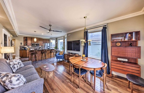 Southmoreland Apartment | Unique Kansas City Apt: Walk to KC Streetcar Stop!