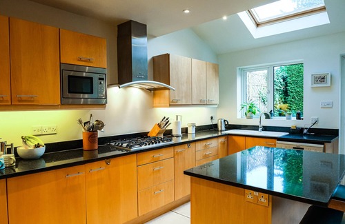 Charvil House | Unique open plan family home with garden, short walk to the Thames river