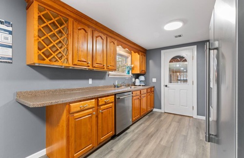 Conway House | Unique space? Hot tub? King bed? Games Room?