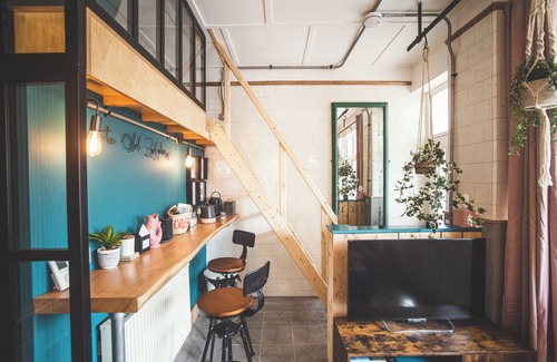 Stoke Fleming Apartment | Unique & stylish Loft Style Studio with Terrace, Parking & close to the beach