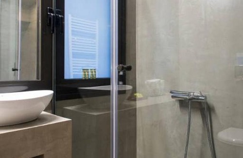Pasalimani Apartment | Unique Urban homm Studio in Piraeus, Alkiviadou