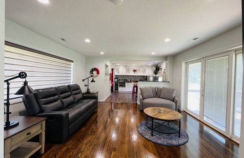 Charlottesville Condo | Unit 1 Expansive Luxury Suite for up to 4 Persons