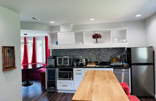 Charlottesville Condo | Unit 1 Expansive Luxury Suite for up to 4 Persons