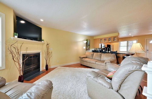 Birchwood Condo | Unit 109 2 Bdrm/2 BA