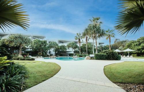 Casuarina Apartment | Unit 118 Luxury Beachfront Penthouse - Cotton Beach