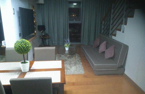 San Lorenzo Apartment | Unit 18M Eton Residences Greenbelt