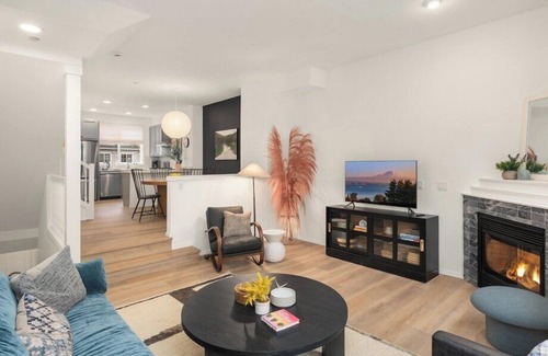 Bellevue House | Unit 2 One Central · Modern Urban Luxury Escape - Unit 2