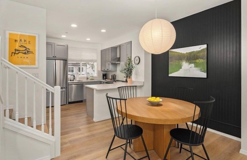 Bellevue House | Unit 2 One Central · Modern Urban Luxury Escape - Unit 2