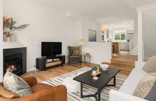 Bellevue House | Unit 3 One Central · Newly Remodeled Bellevue Executive Home - Unit 3