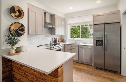 Bellevue House | Unit 3 One Central · Newly Remodeled Bellevue Executive Home - Unit 3