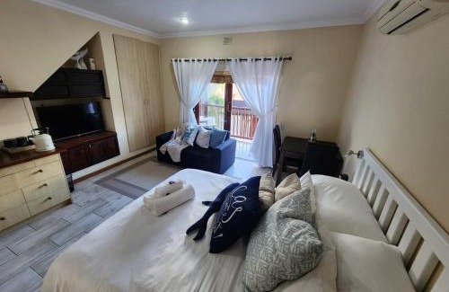 Port Beaufort Apartment | Unit 301 Little Whale's Tail Self-catering Studio