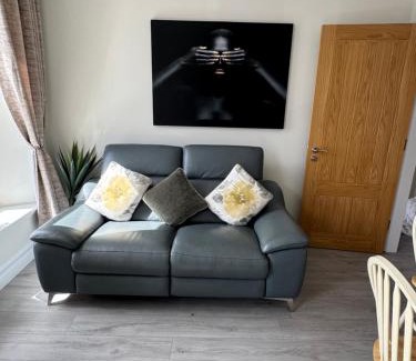 Cobh Apartment | Unit 5 Stunning Oceanview Apartment