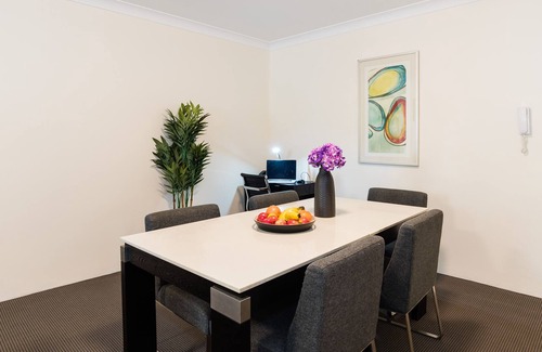 Eastwood Apartment | Unit 9-1 bedroom furnished apartment suitable for short & extended stays