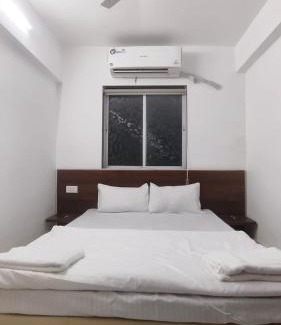 Pardi Hotel | Unix Guest House