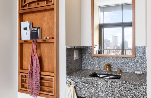 Bowery Hotel | Untitled at 3 Freeman Alley