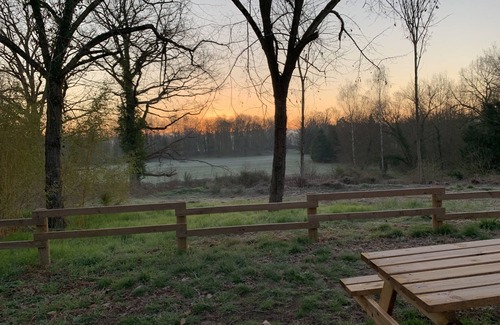 Roanne House | Unusual 4-person accommodation with swimming pool