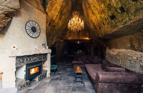 Doue-la-Fontaine House | Unusual Getaway in a Troglodyte Home