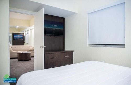 North Beach Hotel | Unwind and Soak up the Sun in Miami Beach! Ultimate Getaway Starts Here