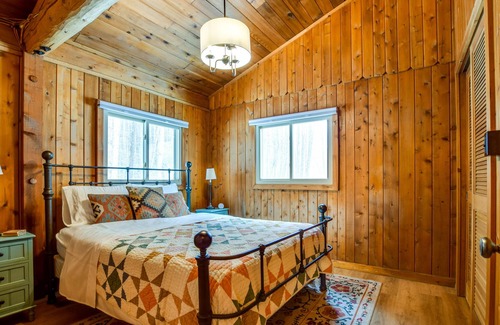 Muscoda Cabin | Unwind at Driftless Pines Cabin -