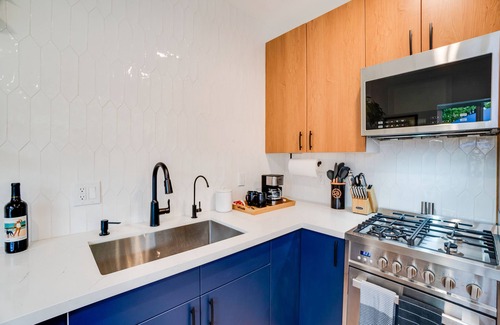 Lake Balboa House | Unwind in this stylish cottage, 5 min. from Lake Balboa Park!