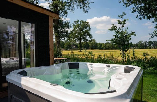 Municipality of Rijssen-Holten House | Unwind in your own sauna and jacuzzi!