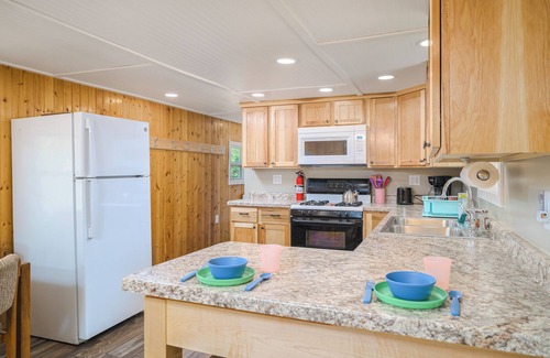 Rumely Cottage | UP Sunrise Cottages #6 - Family Friendly Resort
