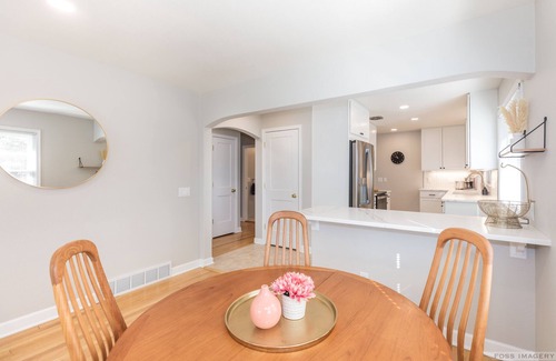 Monona House | Updated 3 bed + office ranch home close to Downtown Madison