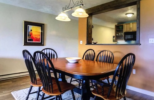 Intervale Condo | Updated 3 Bedroom, 2 Bath Condo with Beautiful Mountain Views