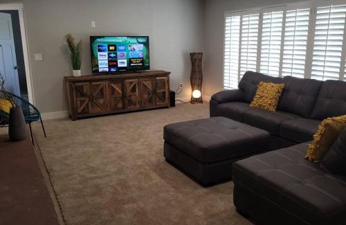 Logan Apartment | Updated 4-bedroom home centrally located