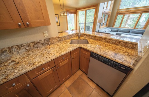 Keystone Condo | Updated Spacious 2BD/2BA, Views, Shuttle to Slopes