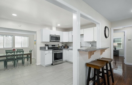 Fresno House | Upgraded 3B/2Bth w DinningR on Peaceful Street