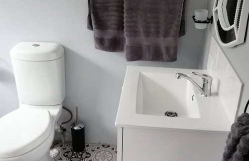 Durban North Cottage | Upmarket 2bedroom /2bathroom Cottage