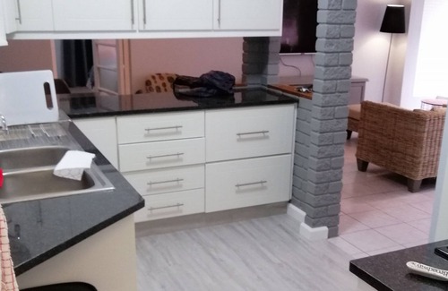 Durban North Cottage | Upmarket 2bedroom /2bathroom Cottage