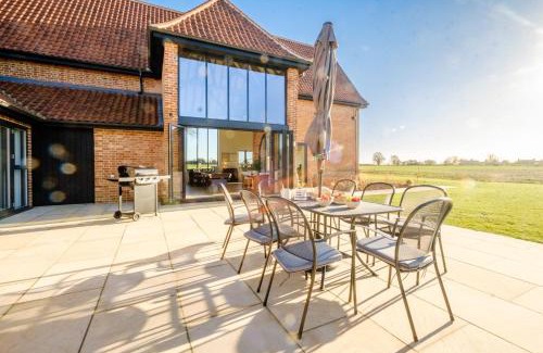 Woodbridge House | Upper Barn - a large family house by Aldeburgh Coastal Cottages
