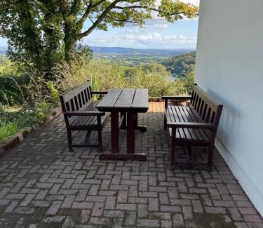 Risca East House | Upper Grippath Farm Holiday Cottages