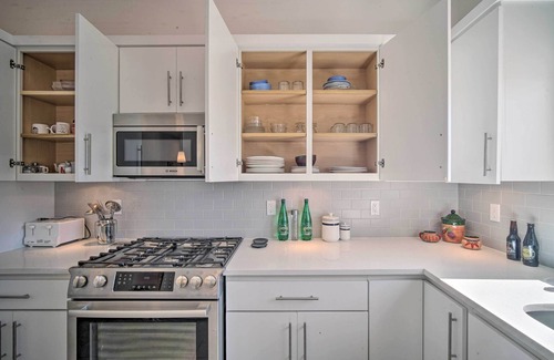 El Paso House | Upper Valley El Paso Home w/Hiking Access On-Site