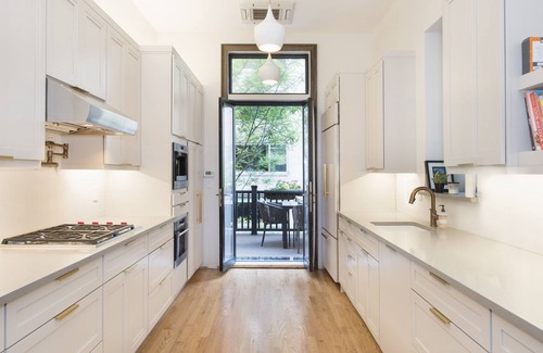 Lincoln Square Apartment | Upper West Side - Very Large Townhouse Apt - Flexible Dates