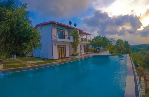 Padinnoruwa Hotel | Uppermost View